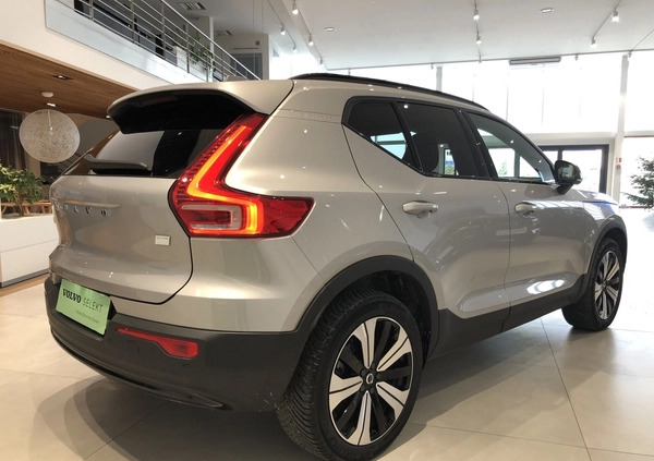 Volvo XC 40 cena 196900 przebieg: 9800, rok produkcji 2023 z Kalisz Pomorski małe 529